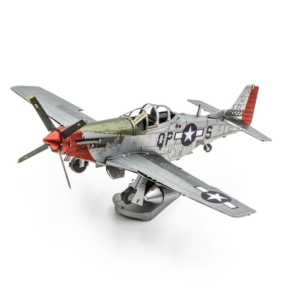 Metal Earth P-51 Mustang Plane 3D Model (14+) - Picture 2 of 5